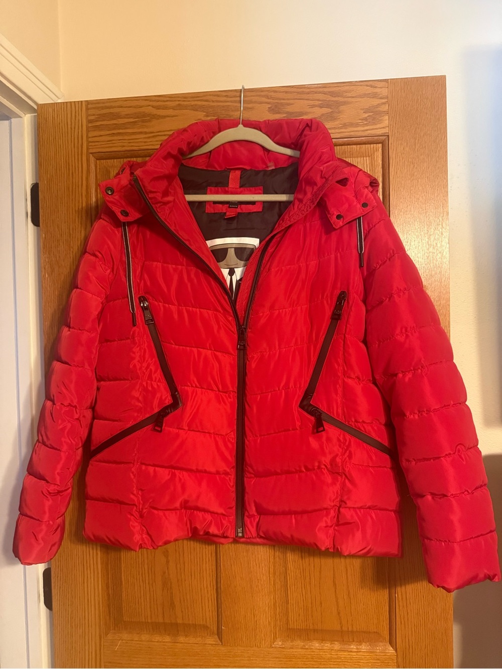 Womens size XL Like New Karl Lagerfeld Red Quilted Puffer Jacket with Hood
